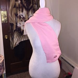 🆑FINAL PRICE‼️. Mudd pink and white scarf